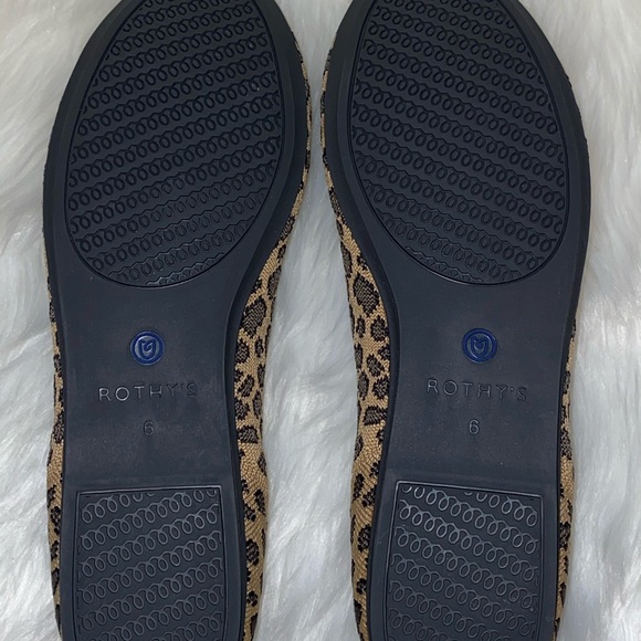 Rothy’s Spotted Flat Brand New - Picture 4 of 5